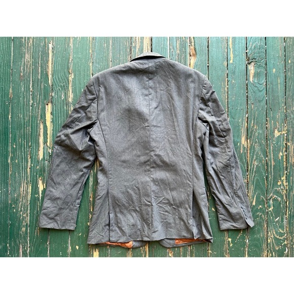 Blazer - Picture 2 of 7